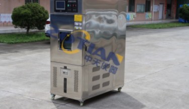 在立式低溫耐折試驗機中安裝樣品時需要注意哪些規(guī)范